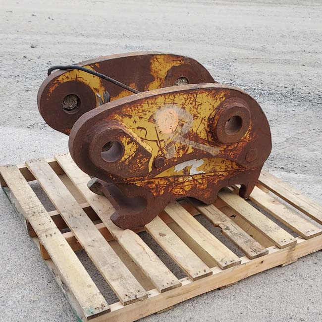 Used COUPLER GRP - QUICK 1608288 5